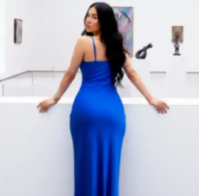 High-Profile Rokiba call girl